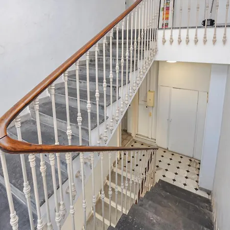 In With Wifi Lägenhet